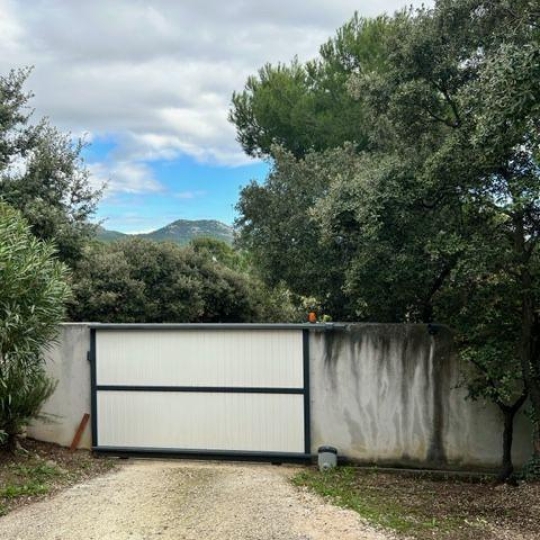  IMMOBILIERE ARTHUR - Plan de Cuques : Maison / Villa | MARSEILLE (13011) | 135 m2 | 2 600 € 