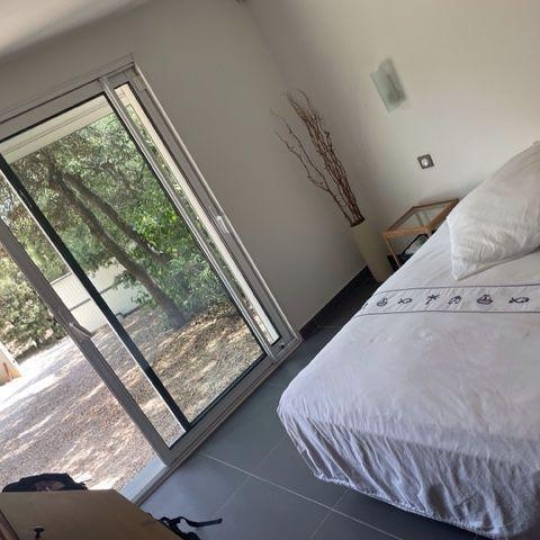  IMMOBILIERE ARTHUR - Plan de Cuques : Maison / Villa | MARSEILLE (13011) | 135 m2 | 2 600 € 