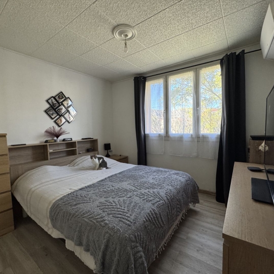  IMMOBILIERE ARTHUR - Plan de Cuques : Apartment | MARSEILLE (13009) | 77 m2 | 1 190 € 