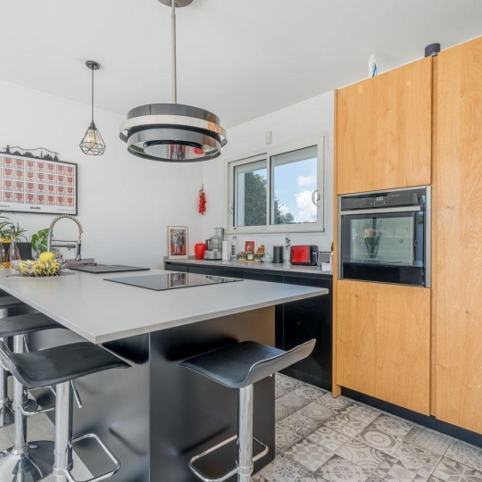  IMMOBILIERE ARTHUR - Plan de Cuques : Maison / Villa | MARSEILLE (13011) | 125 m2 | 680 000 € 