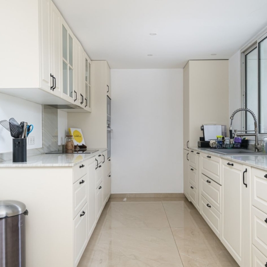  IMMOBILIERE ARTHUR - Plan de Cuques : Maison / Villa | ALLAUCH (13190) | 180 m2 | 795 000 € 