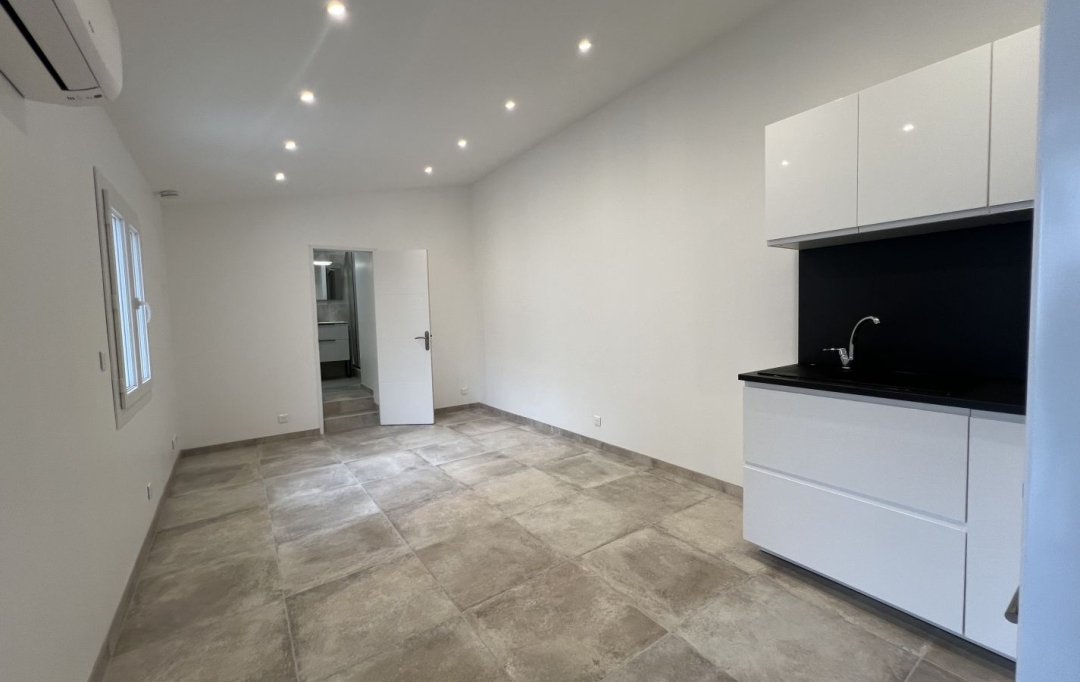IMMOBILIERE ARTHUR - Plan de Cuques : Apartment | MARSEILLE (13011) | 26 m2 | 600 € 