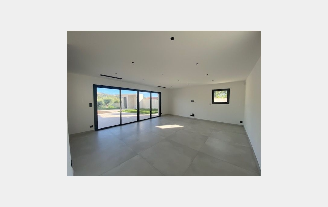 IMMOBILIERE ARTHUR - Plan de Cuques : Maison / Villa | ALLAUCH (13190) | 170 m2 | 3 800 € 