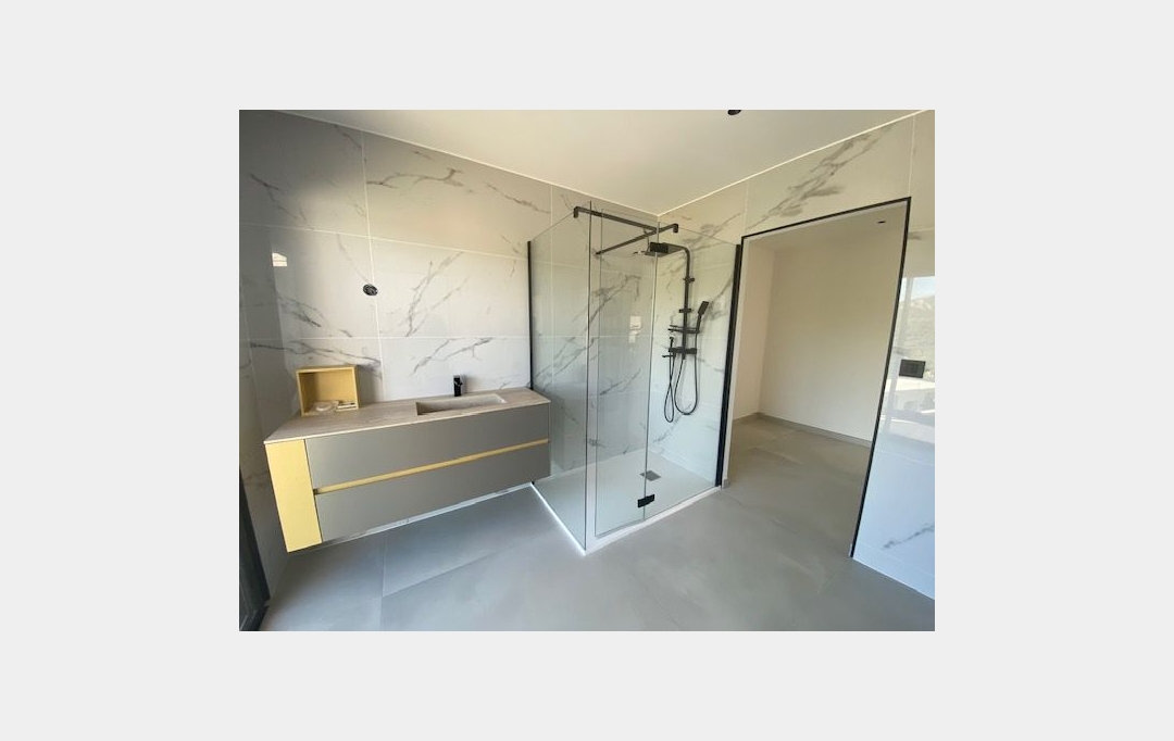 IMMOBILIERE ARTHUR - Plan de Cuques : Maison / Villa | ALLAUCH (13190) | 170 m2 | 3 800 € 