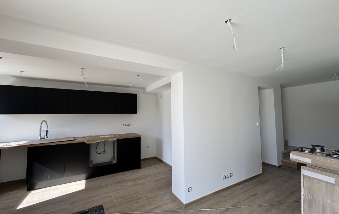 IMMOBILIERE ARTHUR - Plan de Cuques : Maison / Villa | PLAN-DE-CUQUES (13380) | 80 m2 | 1 750 €  IMMOBILIERE ARTHUR - Plan de Cuques : Maison / Villa | PLAN-DE-CUQUES (13380) | 80 m2 | 1 750 €