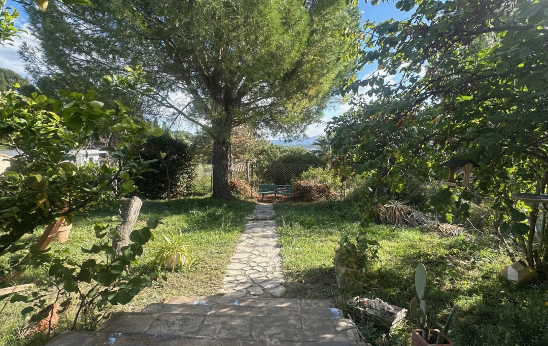 IMMOBILIERE ARTHUR - Plan de Cuques : Appartement | PLAN-DE-CUQUES (13380) | 80 m2 | 1 400 €  IMMOBILIERE ARTHUR - Plan de Cuques : Appartement | PLAN-DE-CUQUES (13380) | 80 m2 | 1 400 €