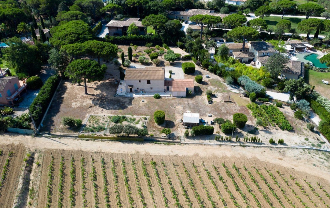IMMOBILIERE ARTHUR - Plan de Cuques : Domaines / Propriétés | RAMATUELLE (83350) | 130 m2 | 2 700 000 € 