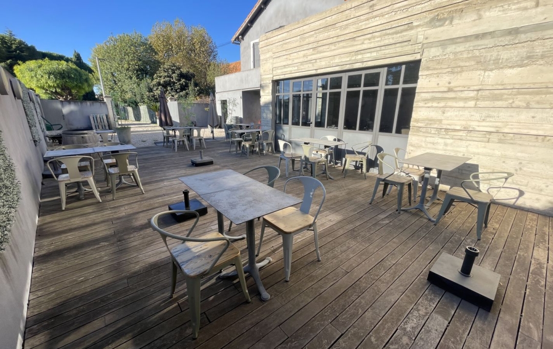 IMMOBILIERE ARTHUR - Plan de Cuques : Commerces | PLAN-DE-CUQUES (13380) | 150 m2 | 100 000 € 