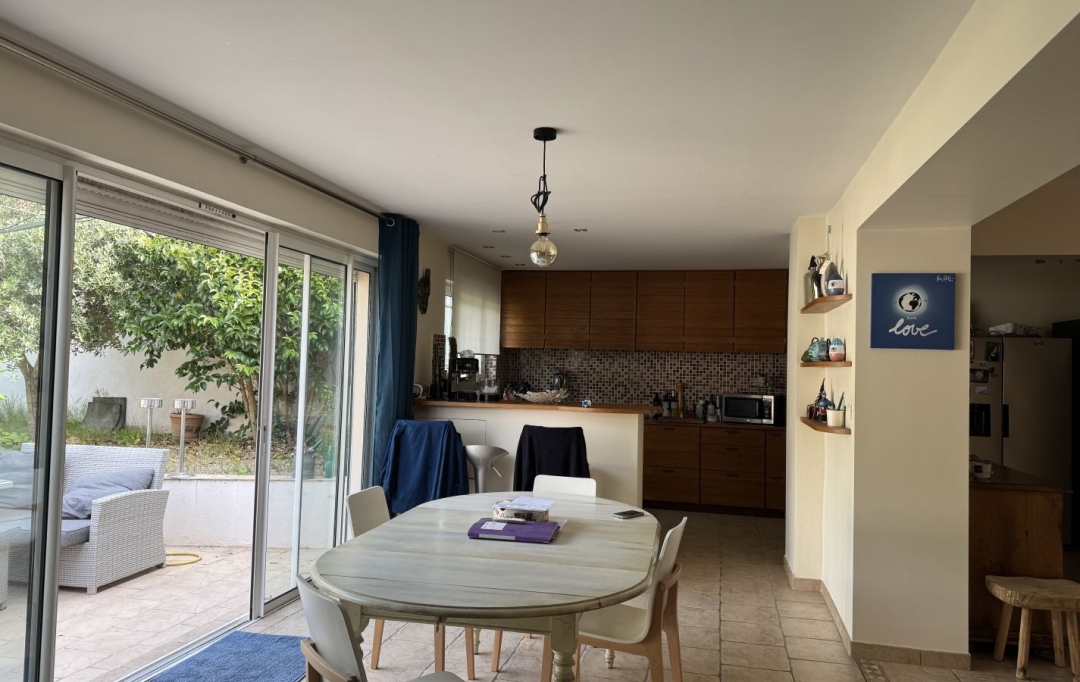 IMMOBILIERE ARTHUR - Plan de Cuques : Maison / Villa | MARSEILLE (13014) | 121 m2 | 349 000 € 