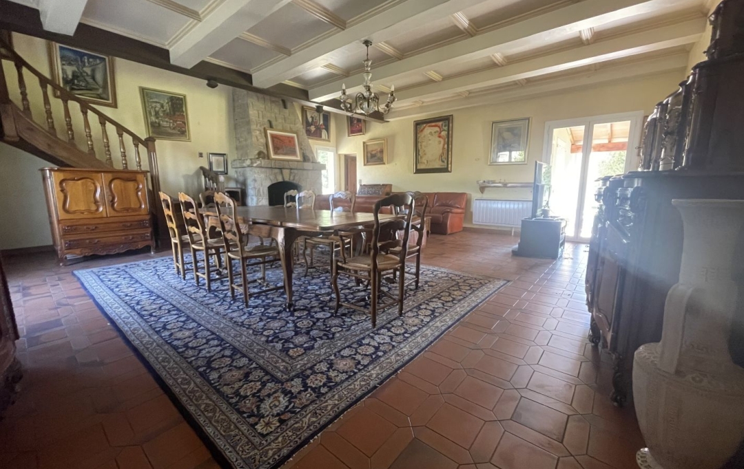 IMMOBILIERE ARTHUR - Plan de Cuques : Maison / Villa | BOUC-BEL-AIR (13320) | 228 m2 | 890 000 € 