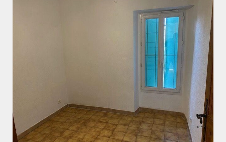 IMMOBILIERE ARTHUR - Plan de Cuques : Maison / Villa | MARSEILLE (13013) | 42 m2 | 750 € 