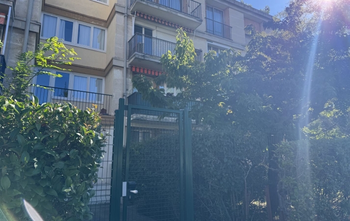  IMMOBILIERE ARTHUR - Plan de Cuques Appartement | MARSEILLE (13009) | 77 m2 | 1 190 € 
