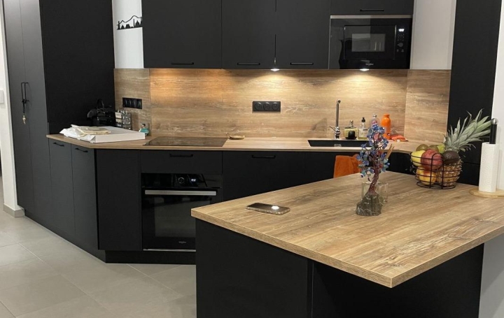  IMMOBILIERE ARTHUR - Plan de Cuques Apartment | MARSEILLE (13011) | 61 m2 | 345 000 € 